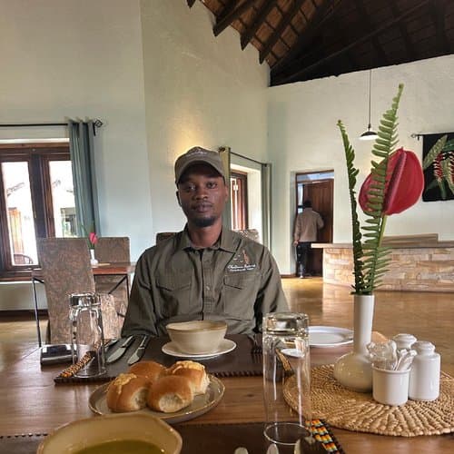 Mohamedi Msuya, Trainee Guide